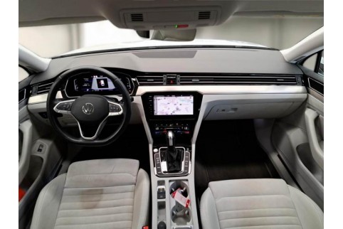 2021 Volkswagen Passat, Dyzelinas