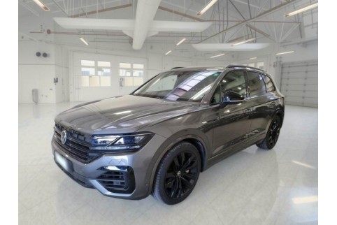 2021 Volkswagen Touareg, Benzinas / Elektra