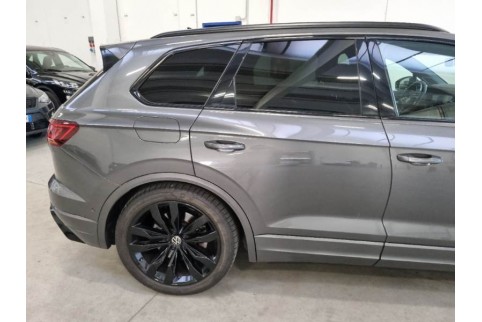 2021 Volkswagen Touareg, Benzinas / Elektra