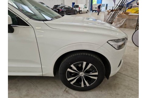 2021 Volvo XC 60, Dyzelinas