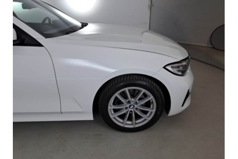 2021 BMW 320, Dyzelinas