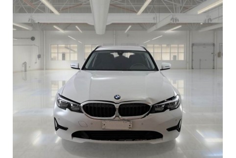 2021 BMW 320, Dyzelinas