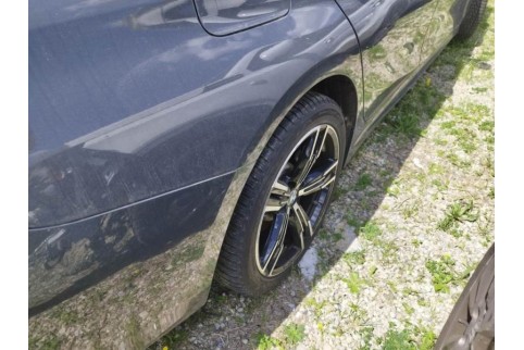 2023 BMW 330, Dyzelinas