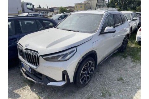 2024 BMW X1, Benzinas / Elektra