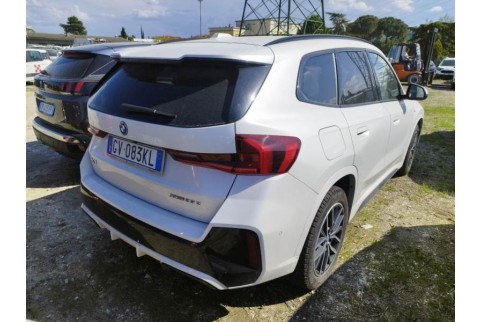 2024 BMW X1, Benzinas / Elektra