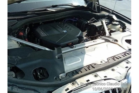 2022 BMW X3, Dyzelinas