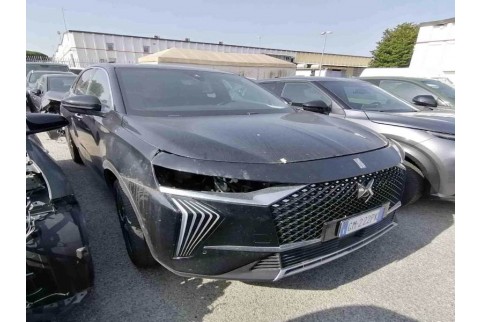 2023 DS  DS7 Crossback, Benzinas / Elektra
