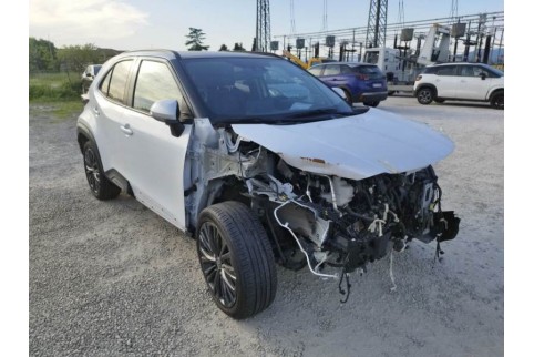 2024 Toyota Yaris Cross, Benzinas / Elektra