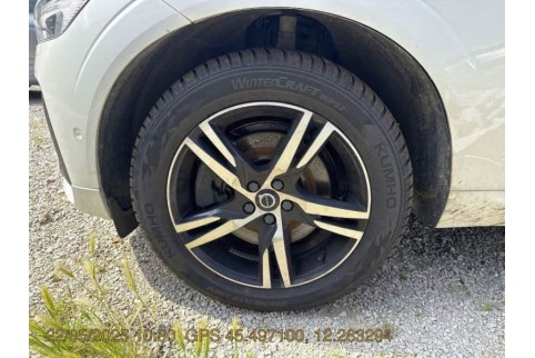 2021 Volvo XC 60, Dyzelinas