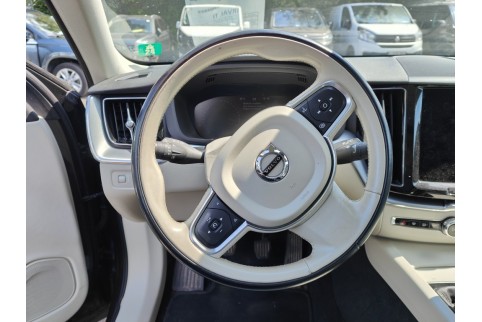 2020 Volvo XC 60, Dyzelinas