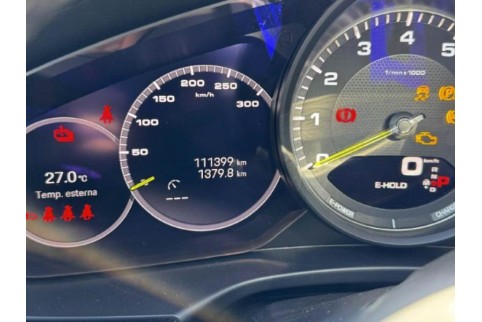 2022 Porsche Panamera, Benzinas / Elektra