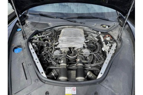 2022 Porsche Panamera, Benzinas / Elektra