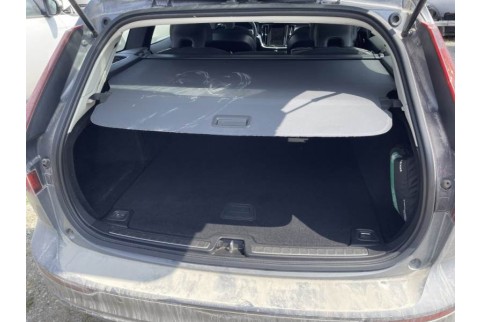 2021 Volvo V60, Dyzelinas