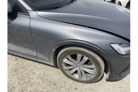2021 Volvo V60, Dyzelinas