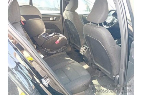 2020 Volvo XC 40, Dyzelinas