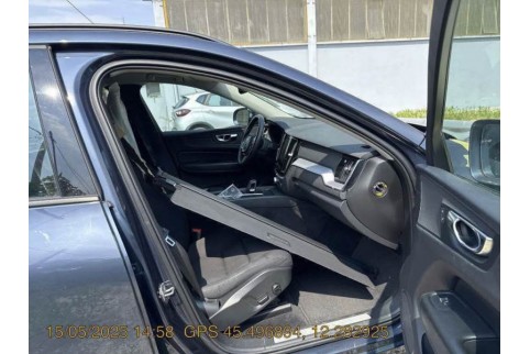 2021 Volvo XC 60, Dyzelinas