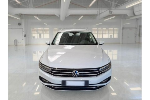 2021 Volkswagen Passat, Dyzelinas