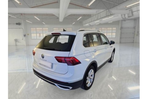2021 Volkswagen Tiguan, Dyzelinas