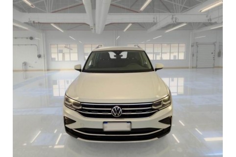 2021 Volkswagen Tiguan, Dyzelinas