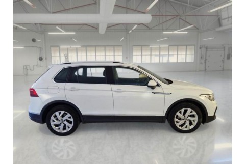 2021 Volkswagen Tiguan, Dyzelinas
