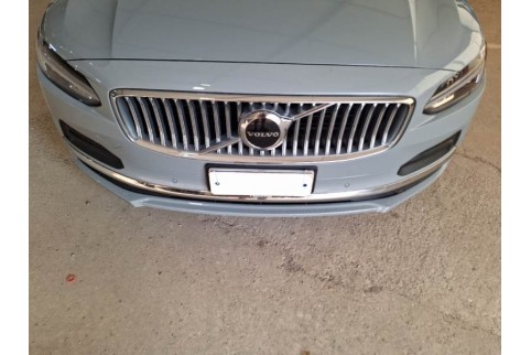 2023 Volvo V90, Dyzelinas
