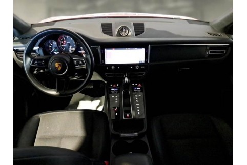 2022 Porsche Macan, Benzinas