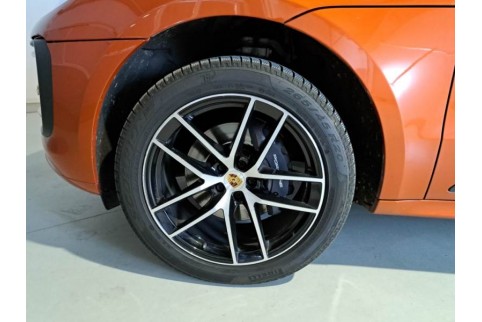 2022 Porsche Macan, Benzinas