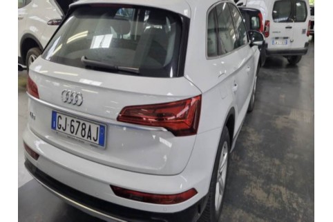 2022 Audi Q5, Dyzelinas