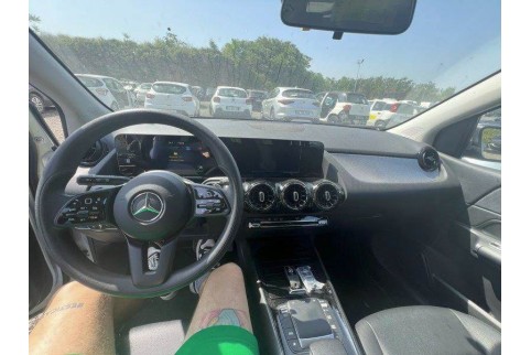 2021 Mercedes-Benz B 180, Dyzelinas
