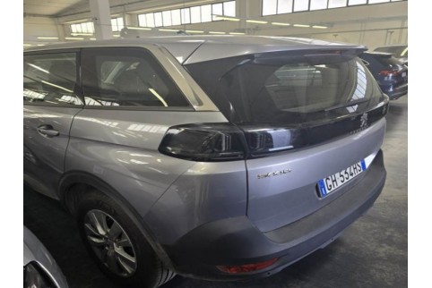 2021 Peugeot 5008, Dyzelinas