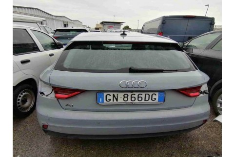 2023 Audi A1, Benzinas