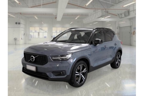 2020 Volvo XC 40, Benzinas / Elektra