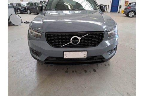 2020 Volvo XC 40, Benzinas / Elektra