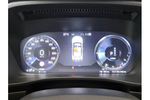 2020 Volvo XC 40, Benzinas / Elektra