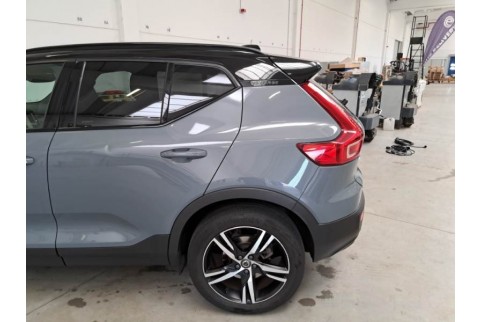 2020 Volvo XC 40, Benzinas / Elektra