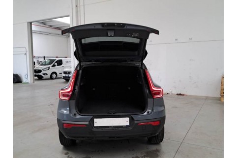 2020 Volvo XC 40, Benzinas / Elektra