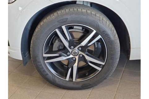 2020 Volvo XC 60, Dyzelinas