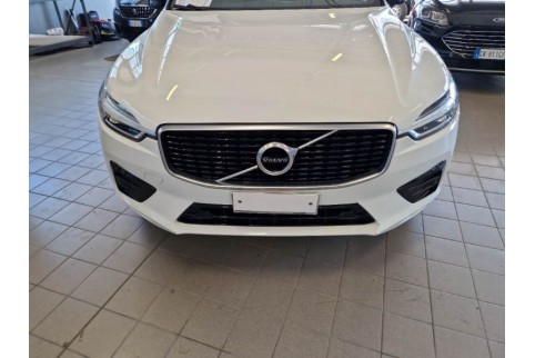 2020 Volvo XC 60, Dyzelinas