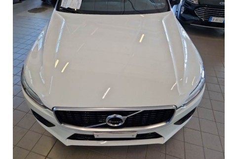 2020 Volvo XC 60, Dyzelinas