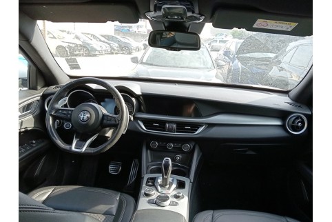 2022 Alfa Romeo Stelvio, Dyzelinas