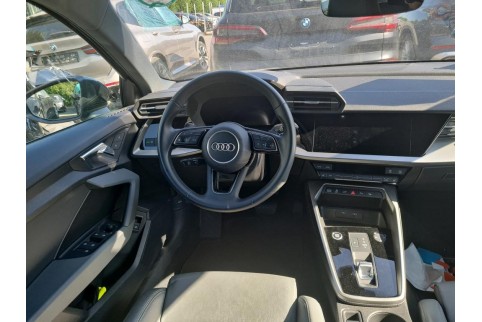 2022 Audi A3, Benzinas / Elektra