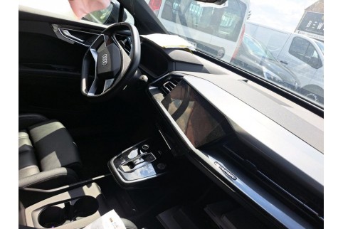 2023 Audi Q4 e-tron, Elektra