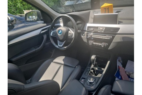 2021 BMW X1, Benzinas / Elektra