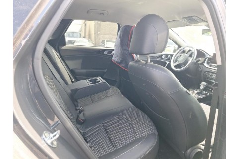 2023 Kia Ceed, Benzinas / Elektra
