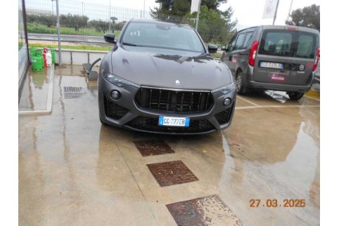 2021 Maserati Levante, Benzinas