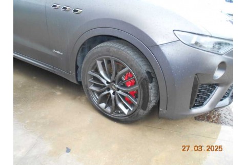 2021 Maserati Levante, Benzinas