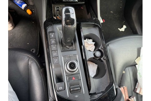 2019 Maserati Levante, Benzinas