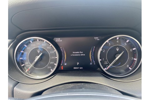 2021 Maserati Levante, Benzinas