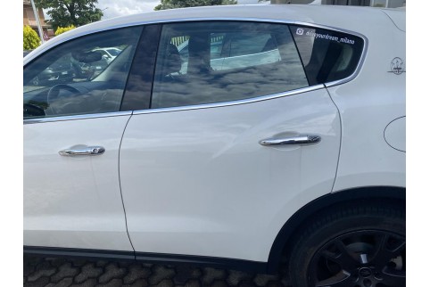 2021 Maserati Levante, Benzinas