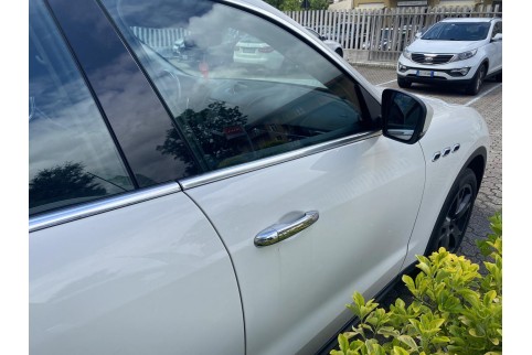 2021 Maserati Levante, Benzinas